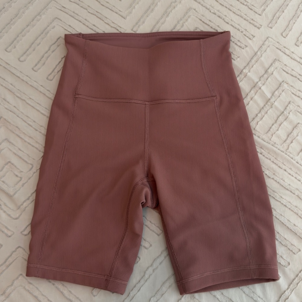 Lululemon High-Waist Women’s Bike Shorts in Mauve Pink
